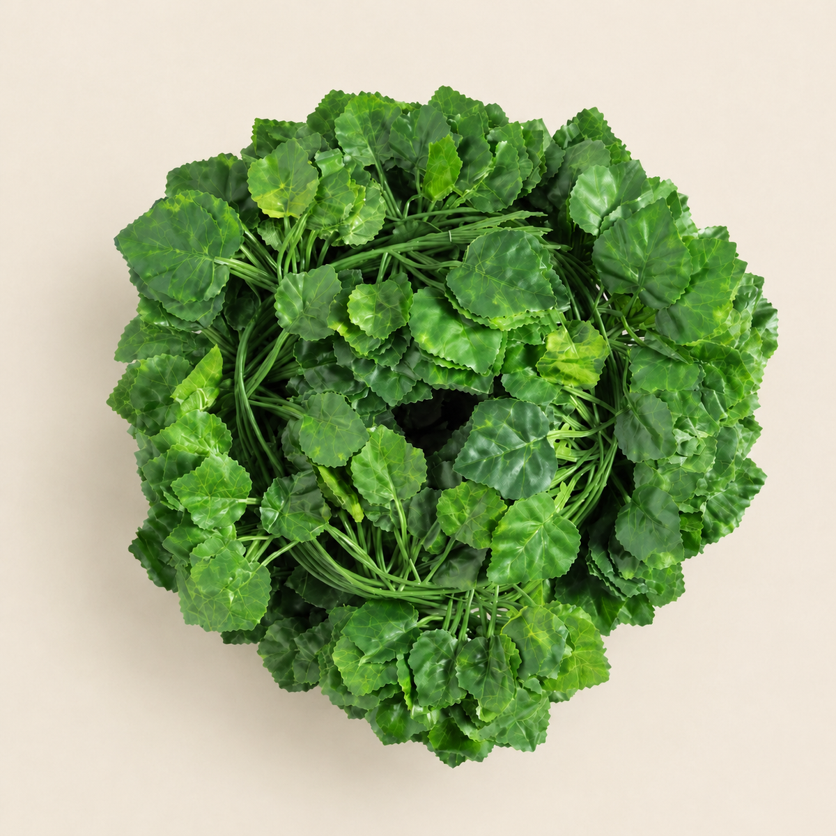 Ivy Garland Vilma – grape leaf ivy garland coil