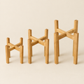 Plant Stand Zoltán – studio shot on a soft oat backdrop