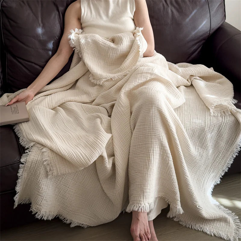 Throw Blanket Alžbeta – Cozy Chunky Knit & Soft Tassels