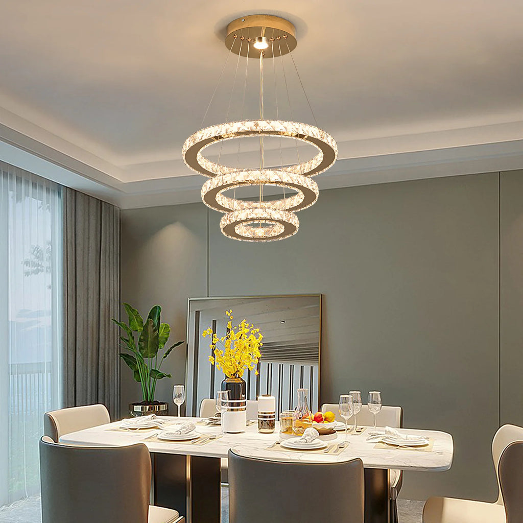 Chandelier Soňa above a dining table