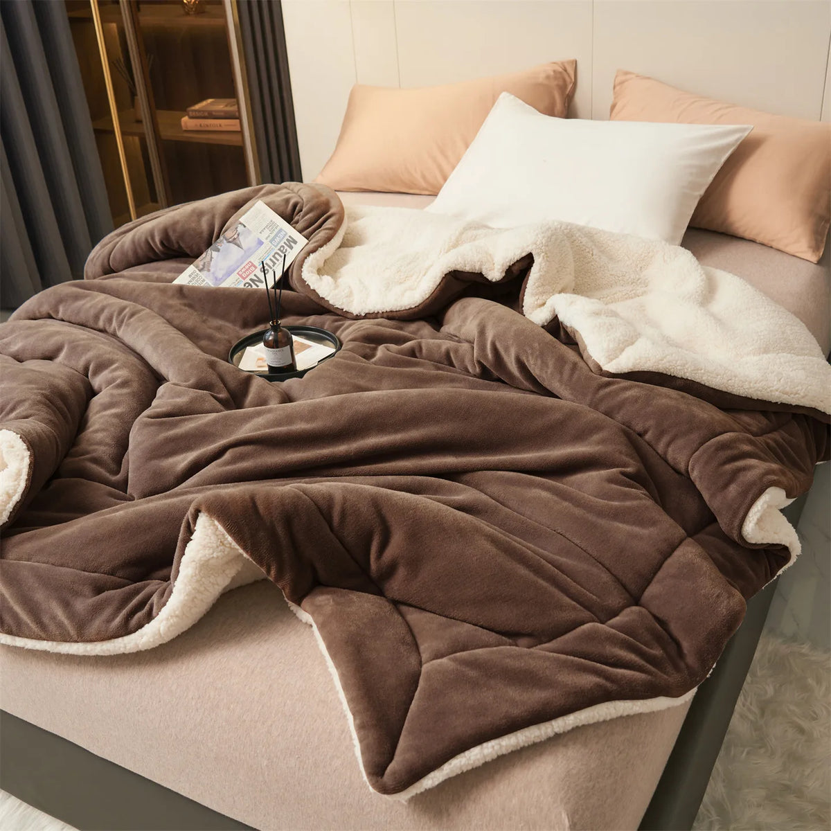 Throw blanket Kristina in brown