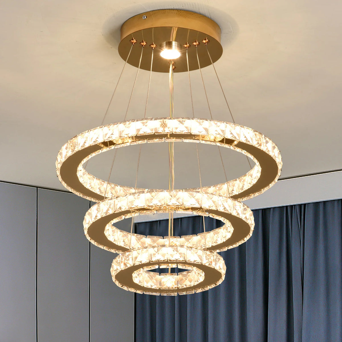Chandelier Soňa, three crystal rings with a gold canopy