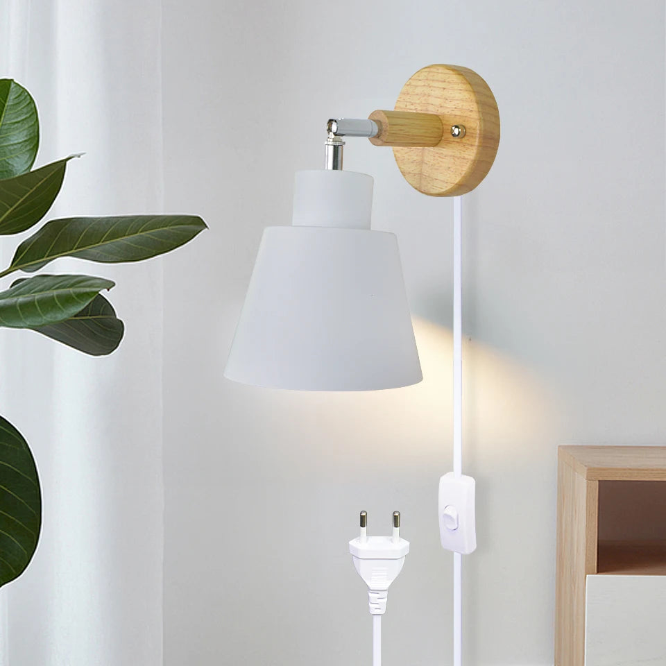 Wall Lamp Samuel with wooden mount switched on